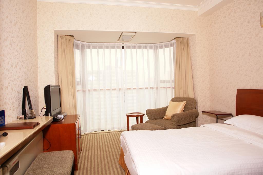 Jingbin Hotel Beijing Exterior photo