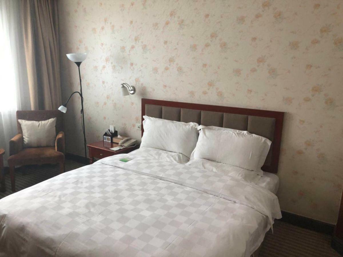 Jingbin Hotel Beijing Exterior photo